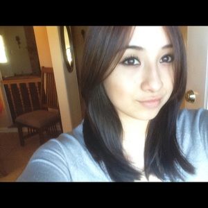 Meet your Posher, Alyssa